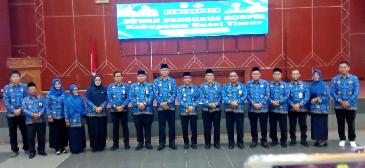 Sebanyak 15 Pengurus Korpri Dikukukan, Bupati Harap Bisa Urus Koperasi dan Perumahan PNS