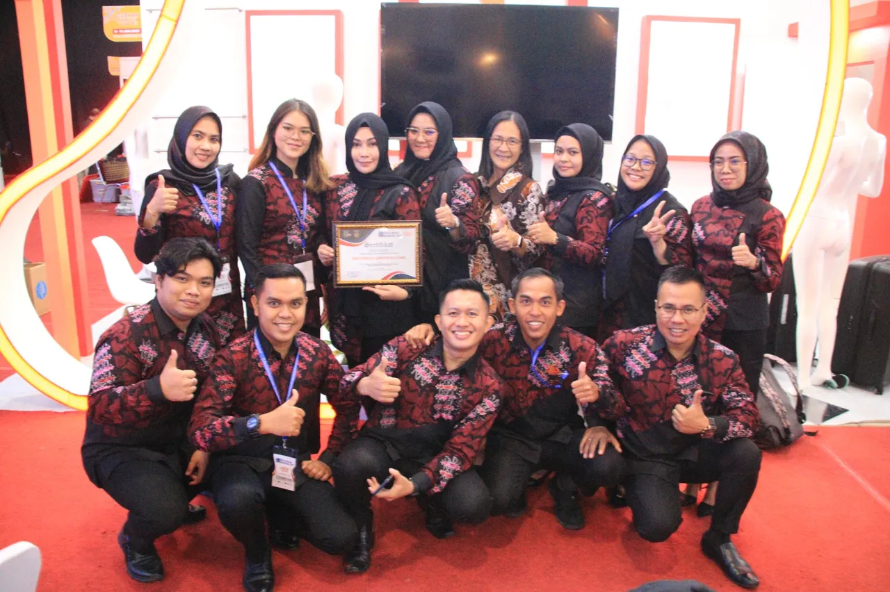 Dispar Kutim Raih Stand Terbaik di Ajang Nusantara (GWN) Expo 2023
