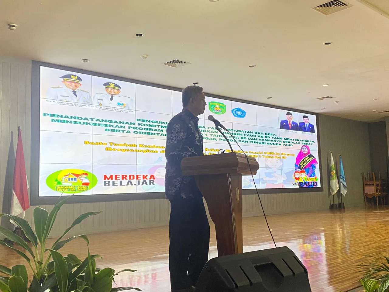 Hadiri Pengukuhan Bunda PAUD, Sekda Ingatkan Orang Tua Agar Perhatikan Tontonan Anak dan Jaga Perkataan di Depan Anak