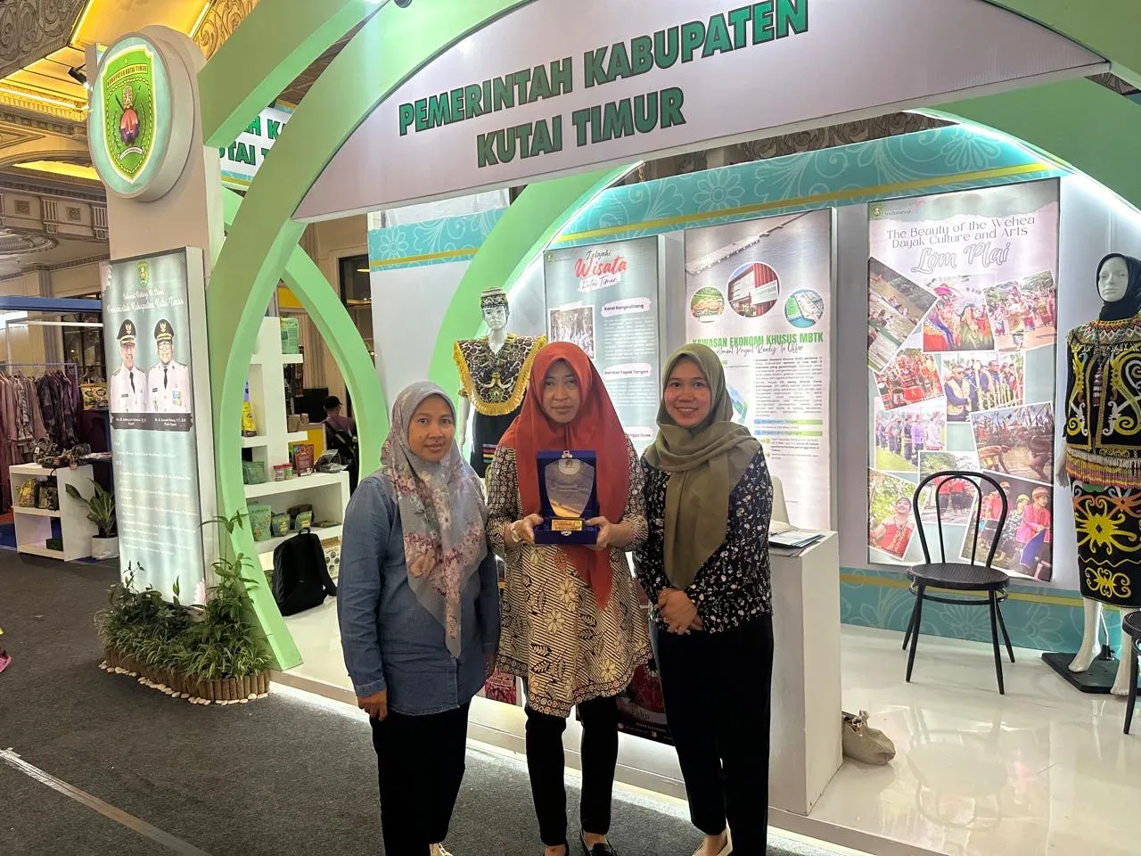 Ikuti Indonesia Tourism and Trade Investment Expo 2024, Pemkab Kutim Jadi Juara I Kategori Stand Terbaik
