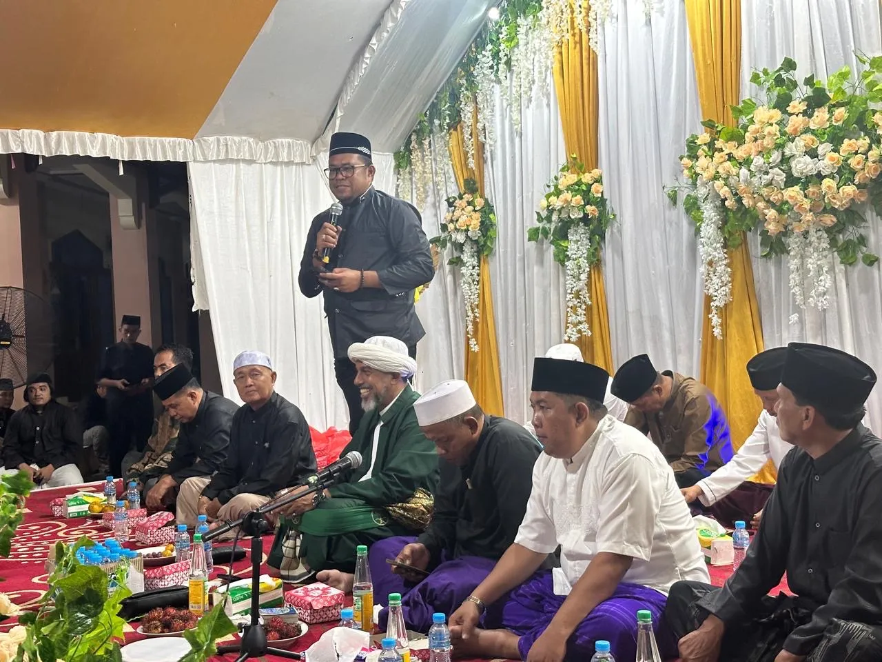 Ribuan Warga Sangkulirang Hadiri Tabliq Akbar, Wabup Kasmidi : Mari Sebarkan Kebaikan dan Kesejukan