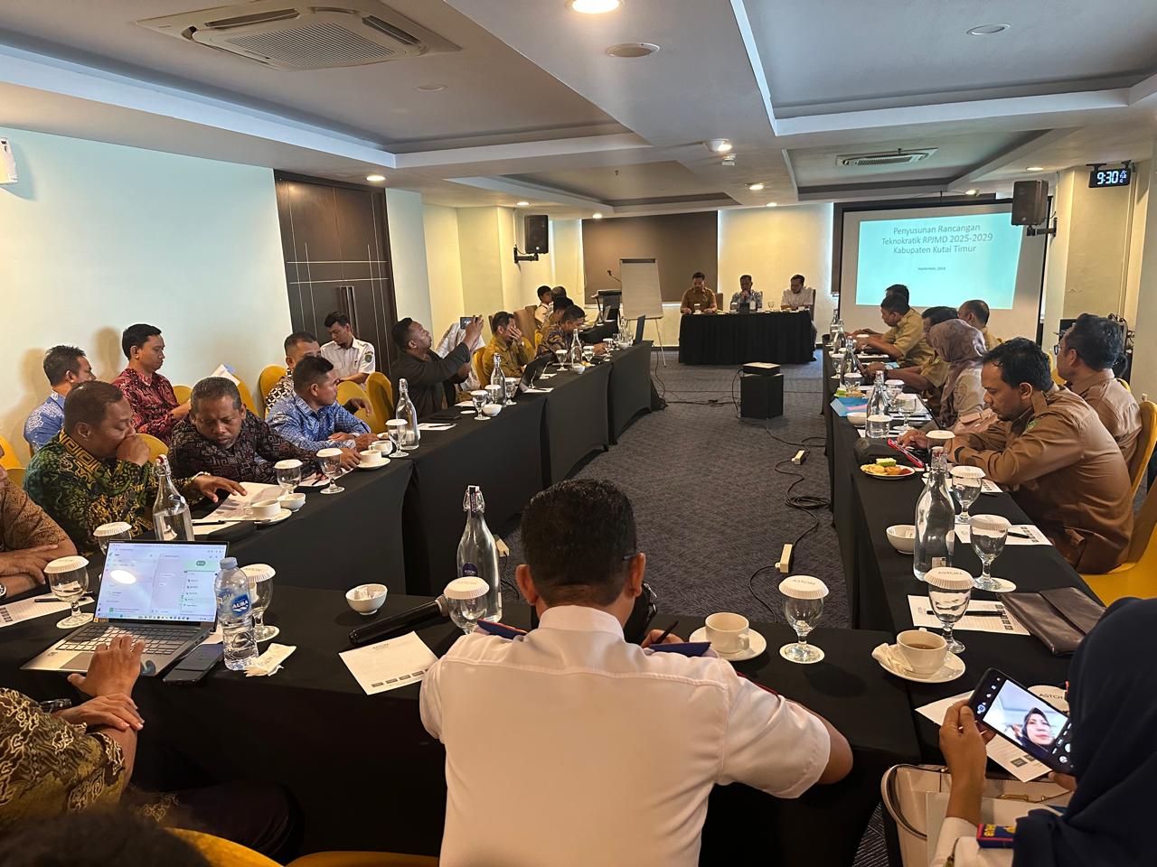 Libatkan Seluruh PD, Bappeda Kutim Gelar FGD Penyusunan Rancangan Teknokratik RPJMD Tahun 2025-2029