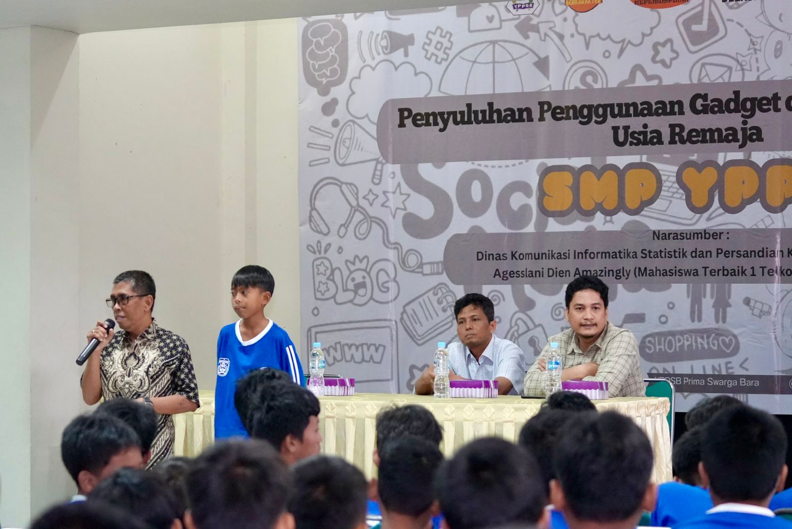 Ratusan Siswa SMP YPPSB Sangatta Ikuti Workshop Pemanfaatan Gadget dan Media Sosial