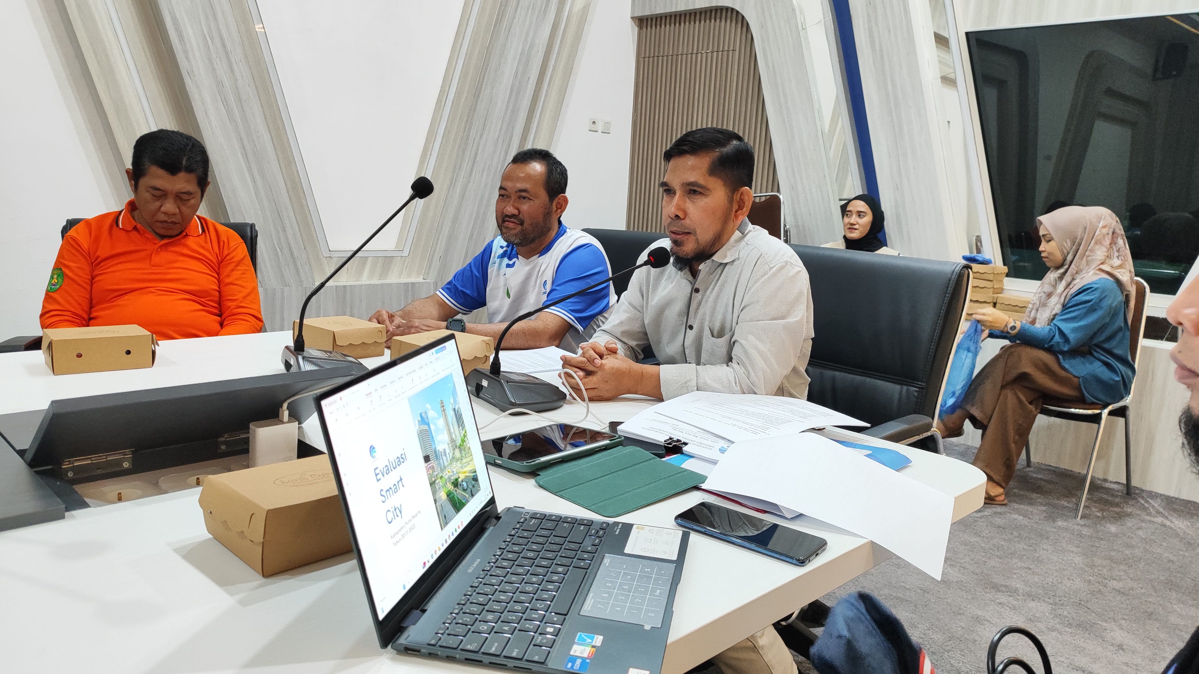 Diskominfo dan PD Terkait, Gelar Rakor Evaluasi Tahap 2 Terhadap Hasip Capaian Implementasi Smart City