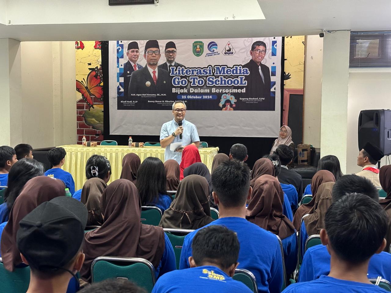 Agar Bijak dalam Bersosmed, Diskominfo Gelar Literasi Media Kali Ini di SMP YPPSB