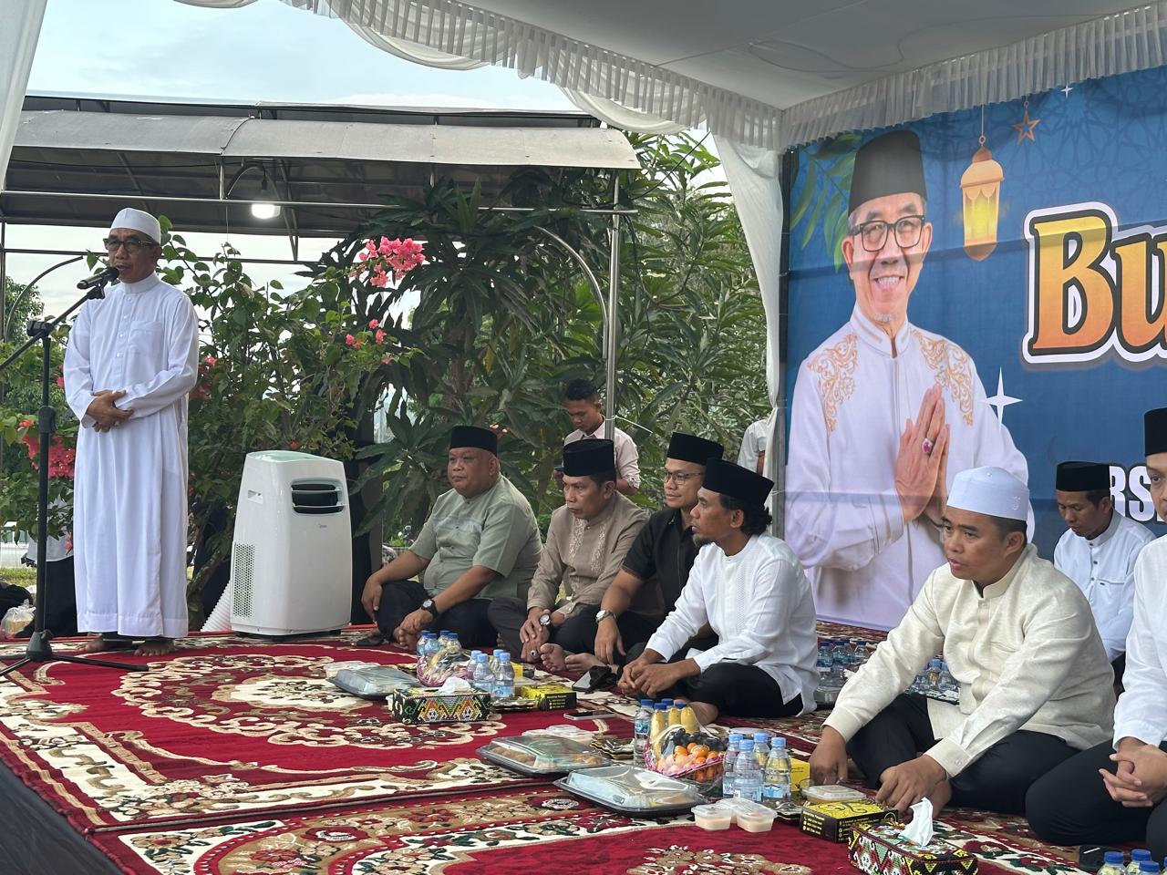 Bukber Bersama Ribuan Masyarakat, Bupati Ardiansyah Ingatkan untuk Membayar Zakat Fitrah