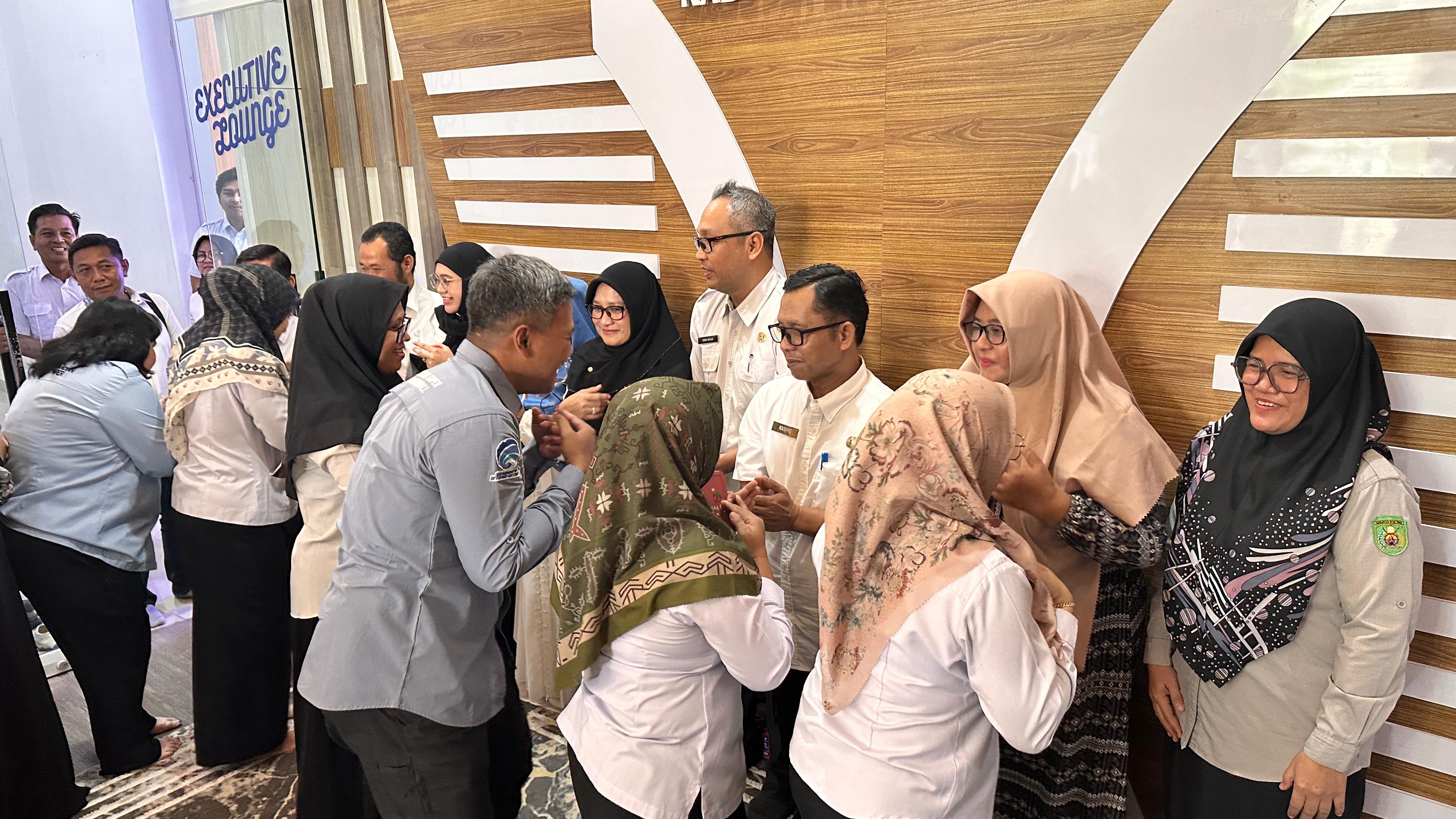 Diskominfo Staper Kutim Halal Bilahal, Kadis Ronny Bonar Ingatkan untuk Tingkatkan Tali Silaturahmi dan Keakraban 