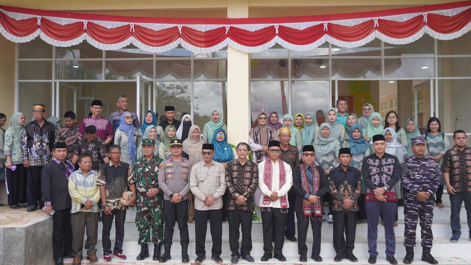 Tingkatkan Layanan Kesehatan, Bupati Kutim Resmikan Gedung Puskesmas Teluk Pandan