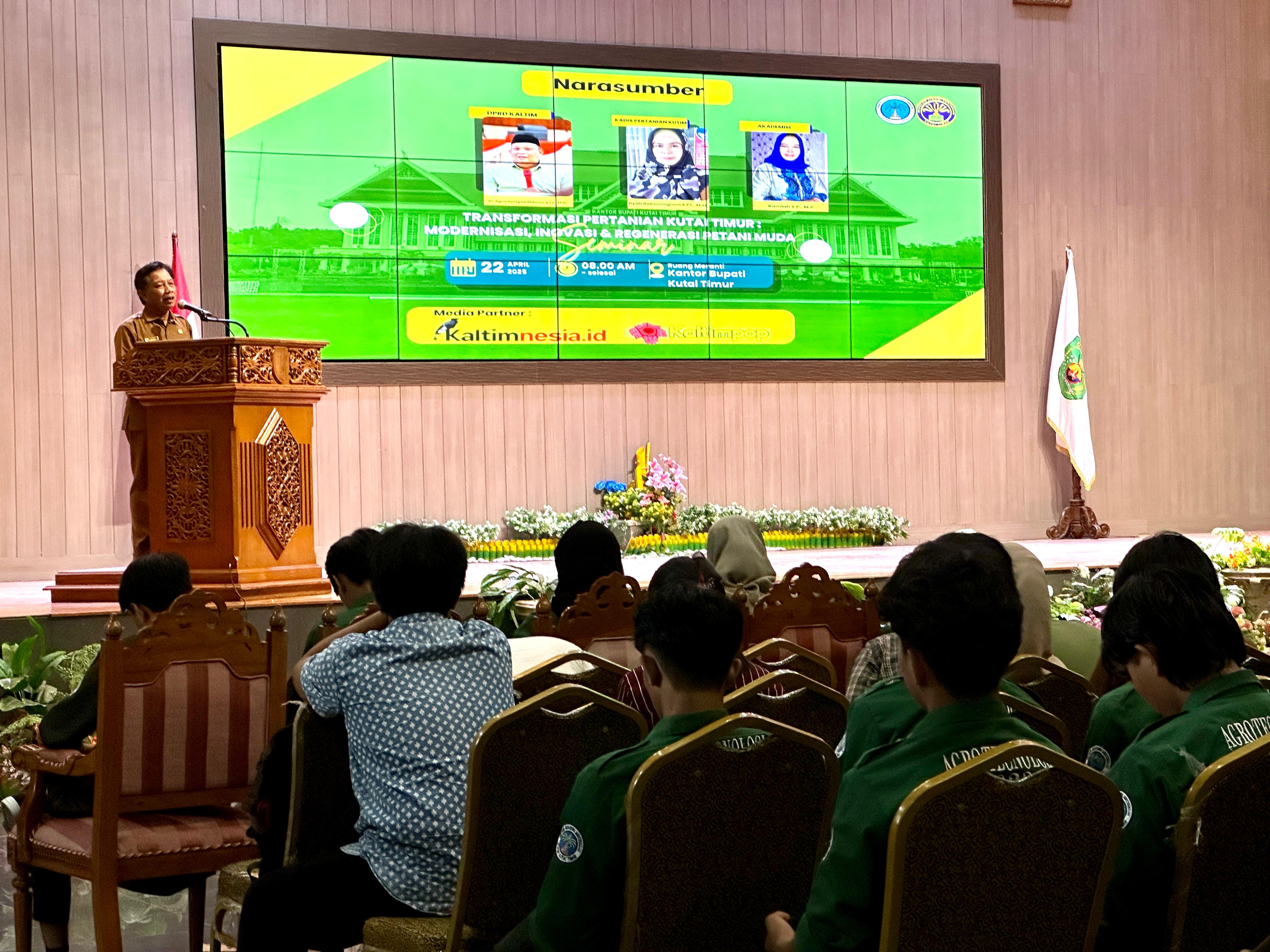 Buka Seminar Gagasan Mahasiswa Agroteknologi, Asisten Admum Sudirma Latief Harap Hasilkan Rekomendasi untuk Pengembangan Pertanian di Kutim