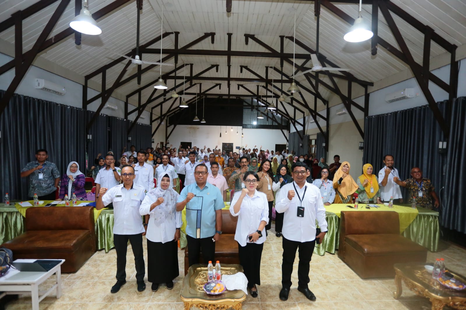 Asah dan Tingkatkan SDM Operator Sekolah, Disdikbud Kutim Sosialisasikan SPSB bagi Pendidikan Jenjang SMP
