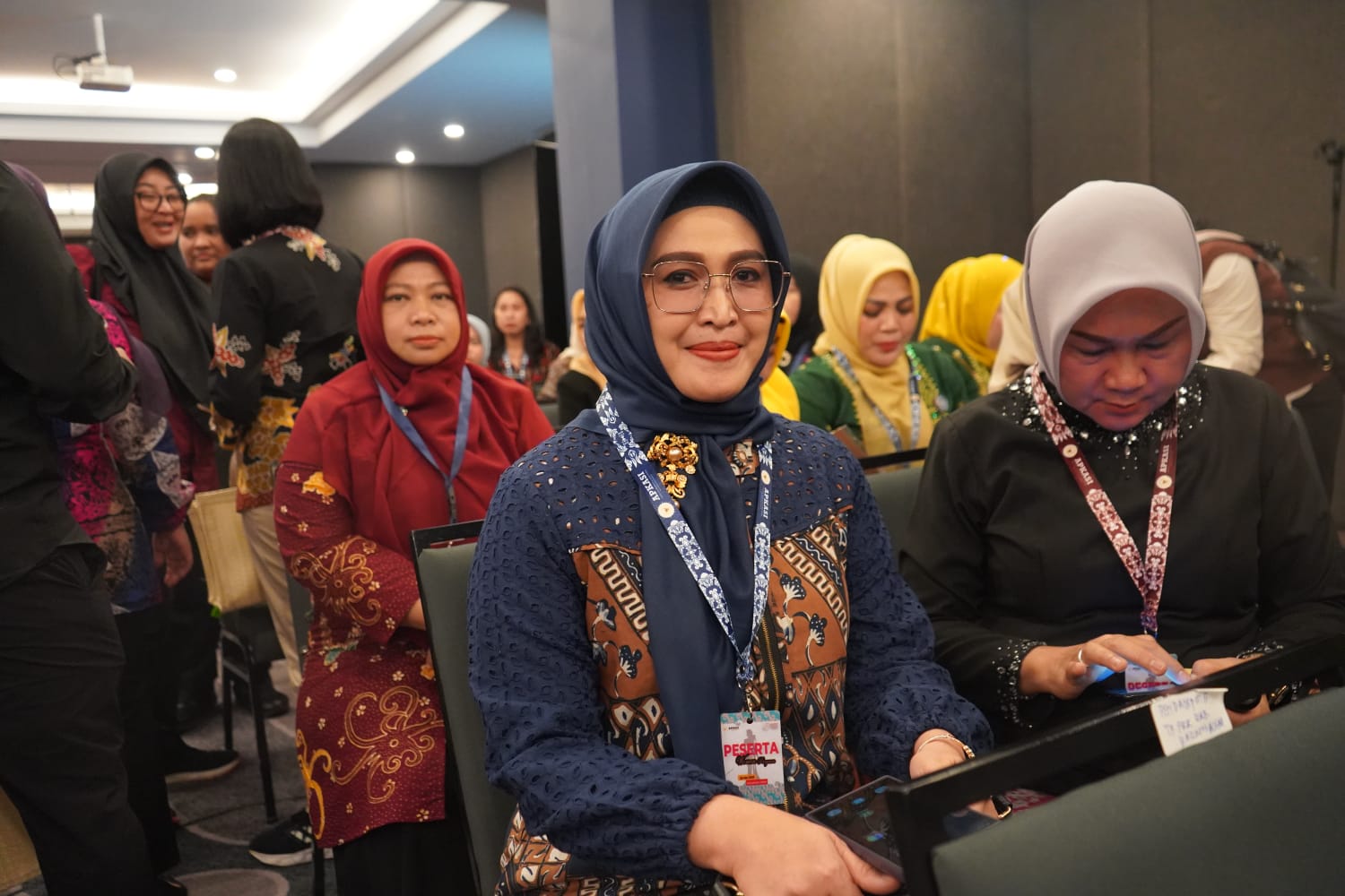 Hadiri Munas Apkasi 2025, Masriati Istri Wabup Kutim: Ruang untuk Perkuat Sinergi, Kolaborasi, serta Tingkatkan Kapasitas dan Kualitas Programl