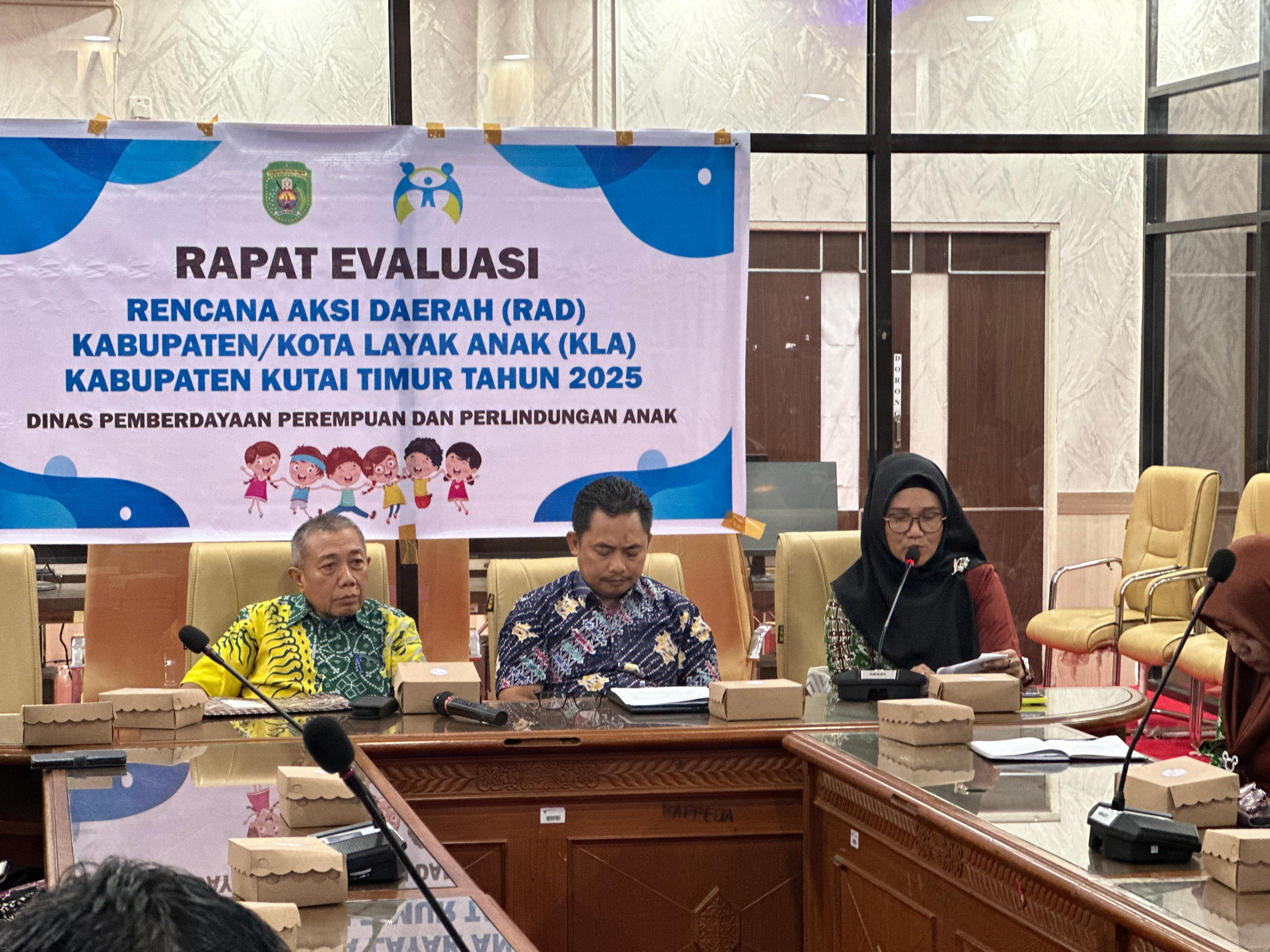 Untuk Menilai Sejauh Mana Program Telah Capai Tujuan, Tim Gugus Tugas KLA Kutim Gelar Rapat Evaluasi RAD KLA Kutim 