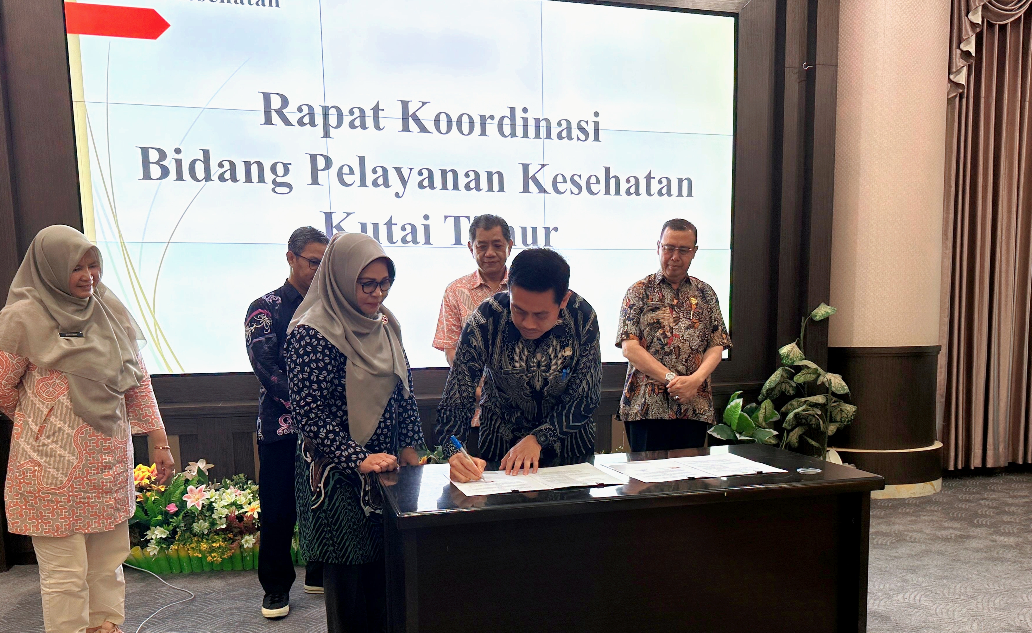 Permudah Layanan Disdukcapil dan RSUD Kuduangga Tanda Tangani Perjanjian Kerjasama terkait Integrasi Sistem Administrasi Kesehatan dan Kependudukan