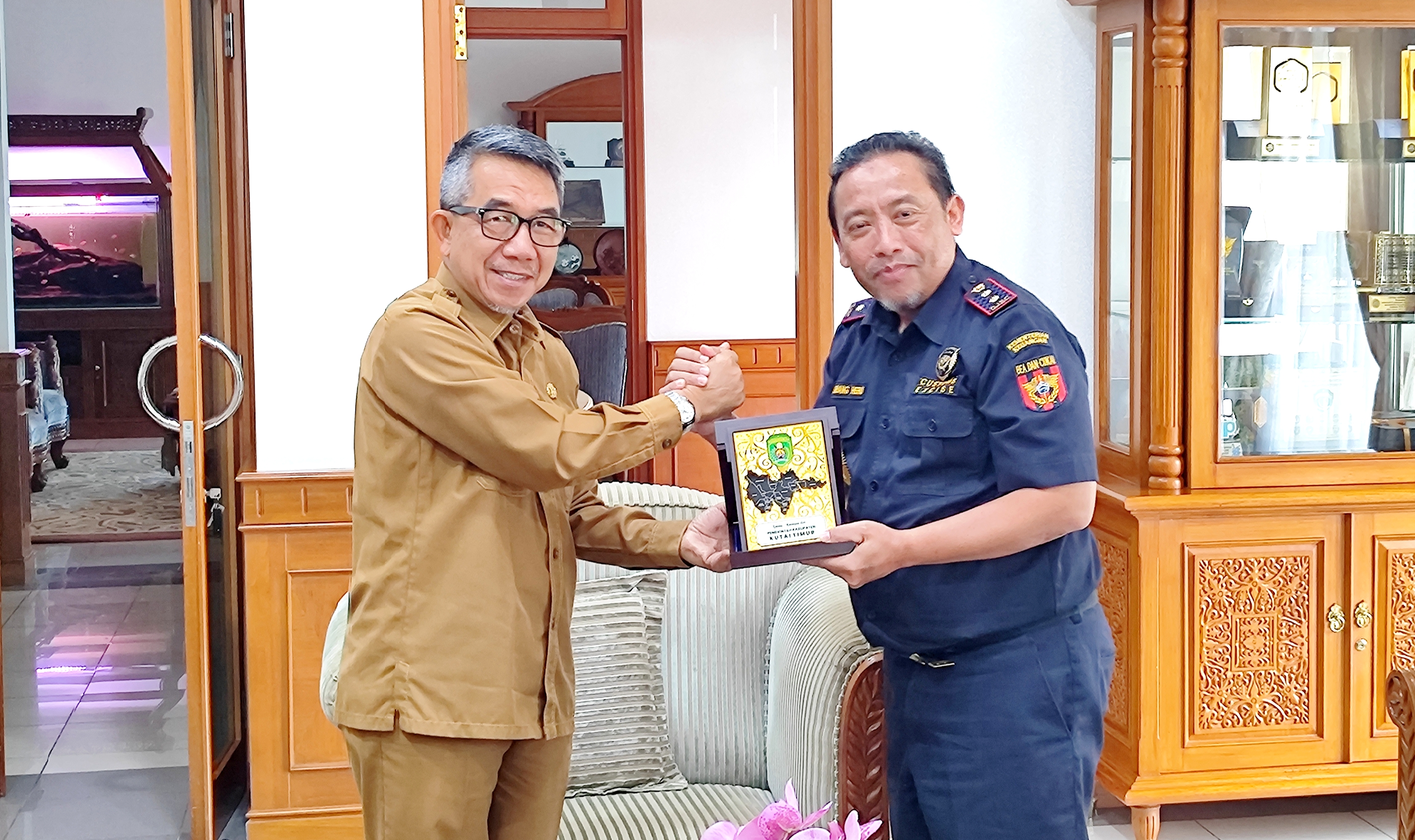 Audiensi Bea Cukai Sangatta dengan Bupati Ardiansyah, Bahas Dukung Pengembangan Sektor UMKM Lokal