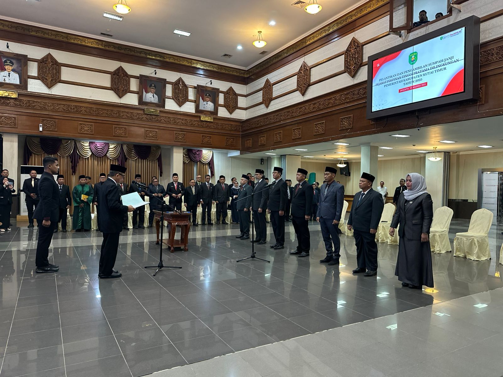 8 Pejabat Pimpinan Tinggi Pratama di Lantik Bupati Kutim