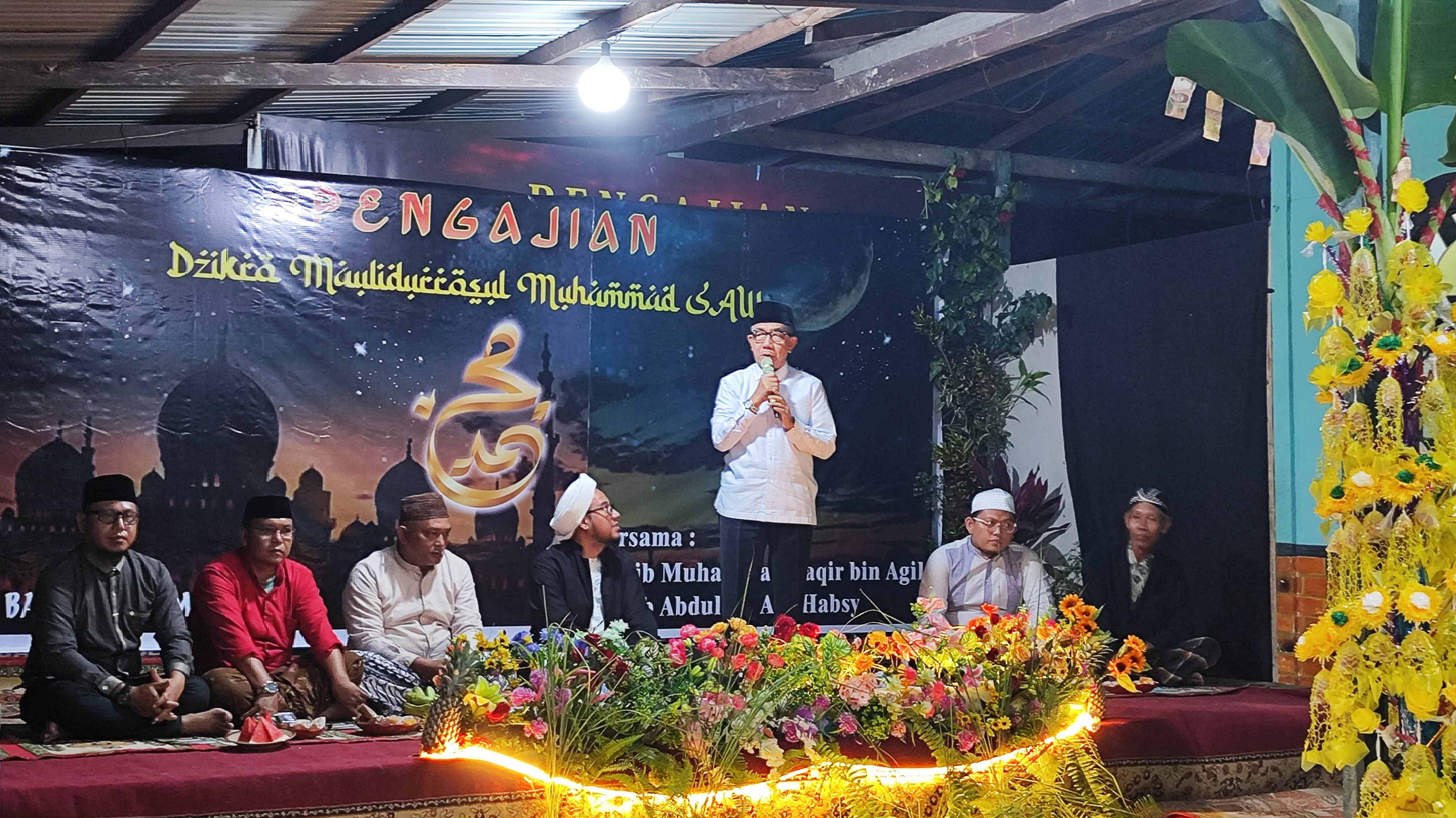 Hadiri Peringatan Maulid:  Bupati Ardiansyah Ajak Warga KM 10 Teladani Ajaran Nabi Muhammad SAW.