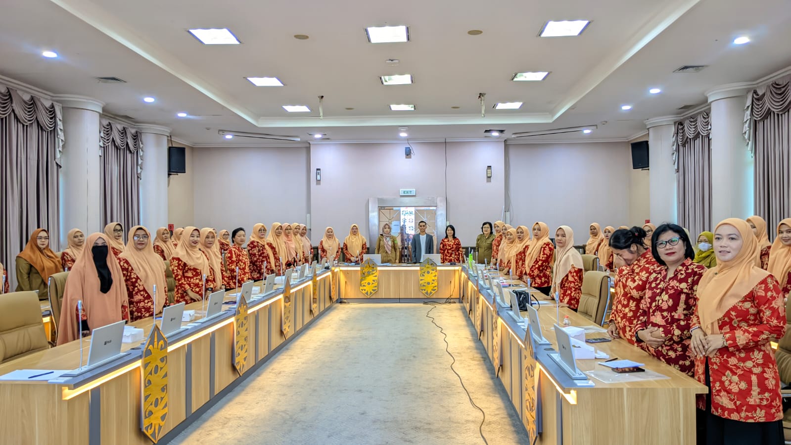 Tingkatkan Kualitas Keluarga, DWP & DPPA Kutim Gelar Sosialisasi Branding dan Digital Marketing