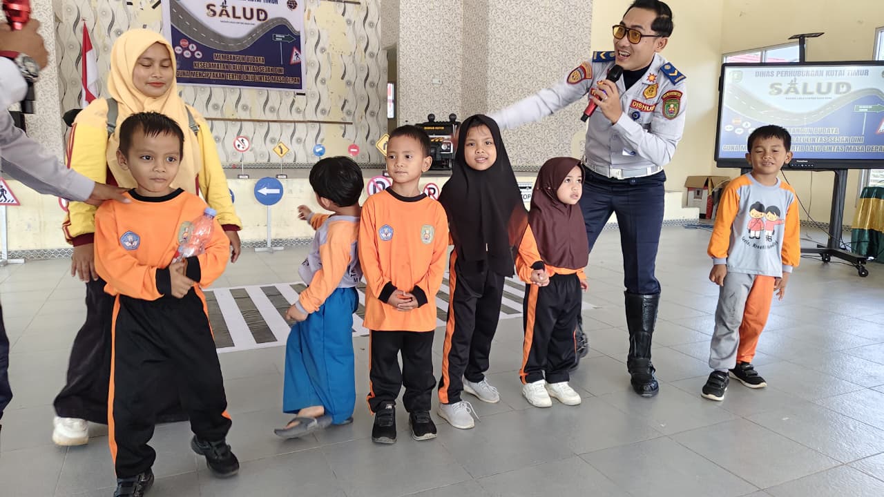 SALUD Hadir di Muara Wahau: Tanamkan Budaya Tertib Lalu Lintas Sejak Usia Dini