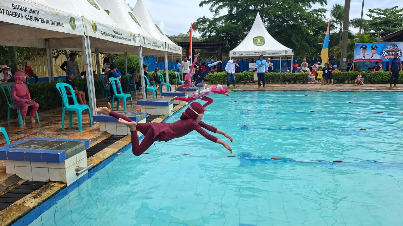 Akuatik Kutai Timur Gelar Kejuaraan Renang Sprint Race III Antar Pelajar