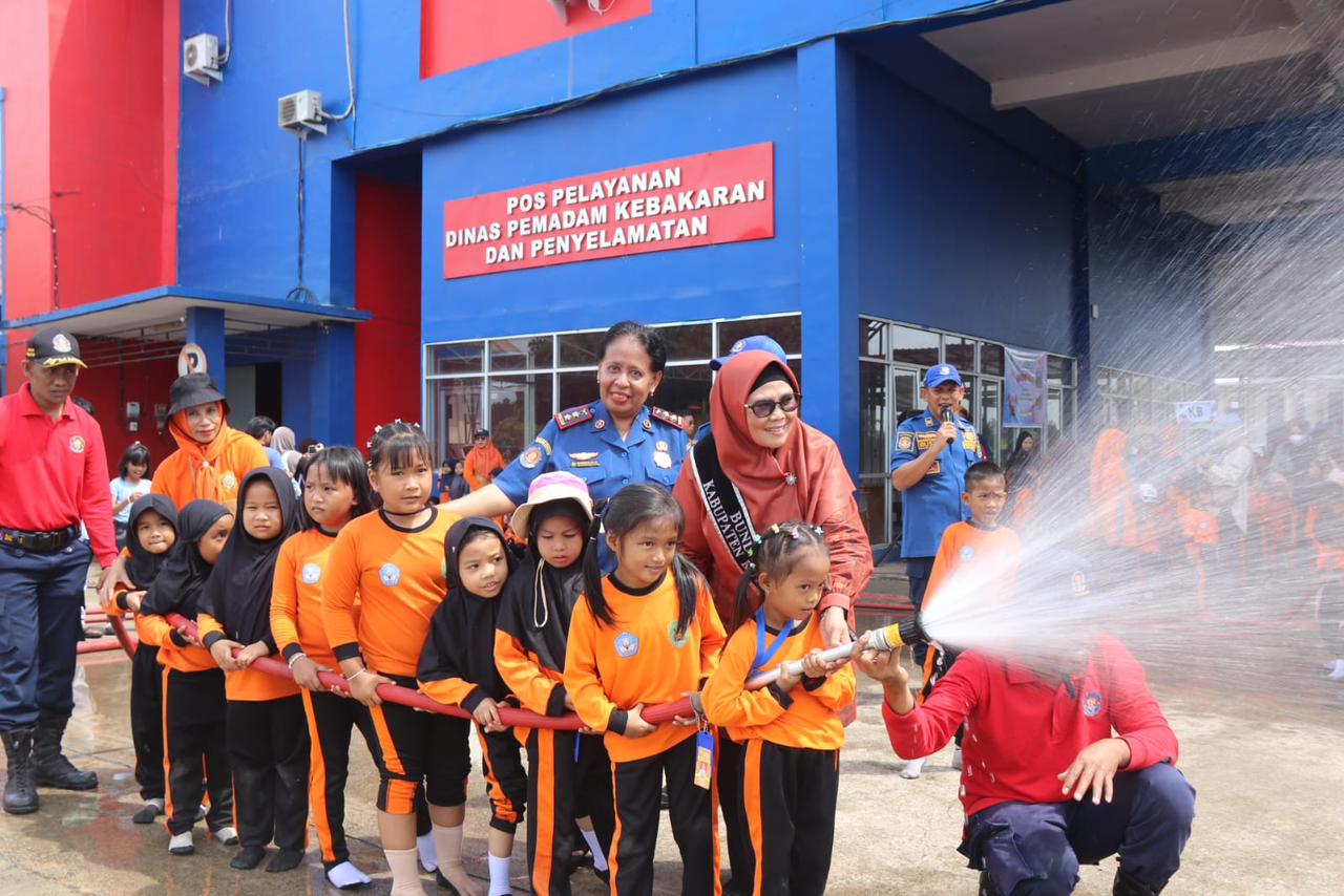 Edukasi “Siaga Api” di Damkar Kutim, Anak PAUD Belajar Sambil Bermain