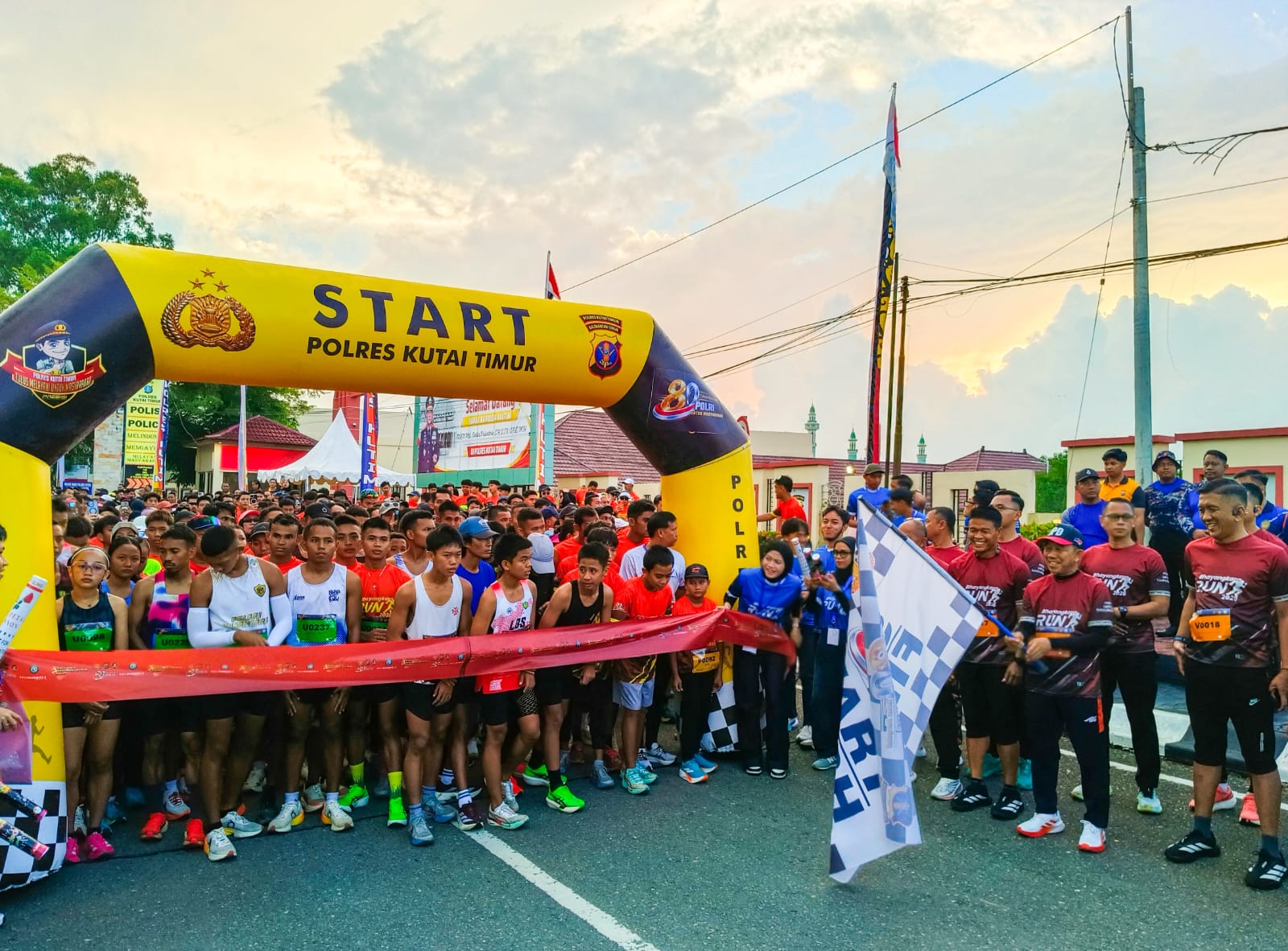 Ratusan Pelari Meriahkan Bhayangkara Run 2026, Bupati Kutim Dorong Budaya Hidup Sehat