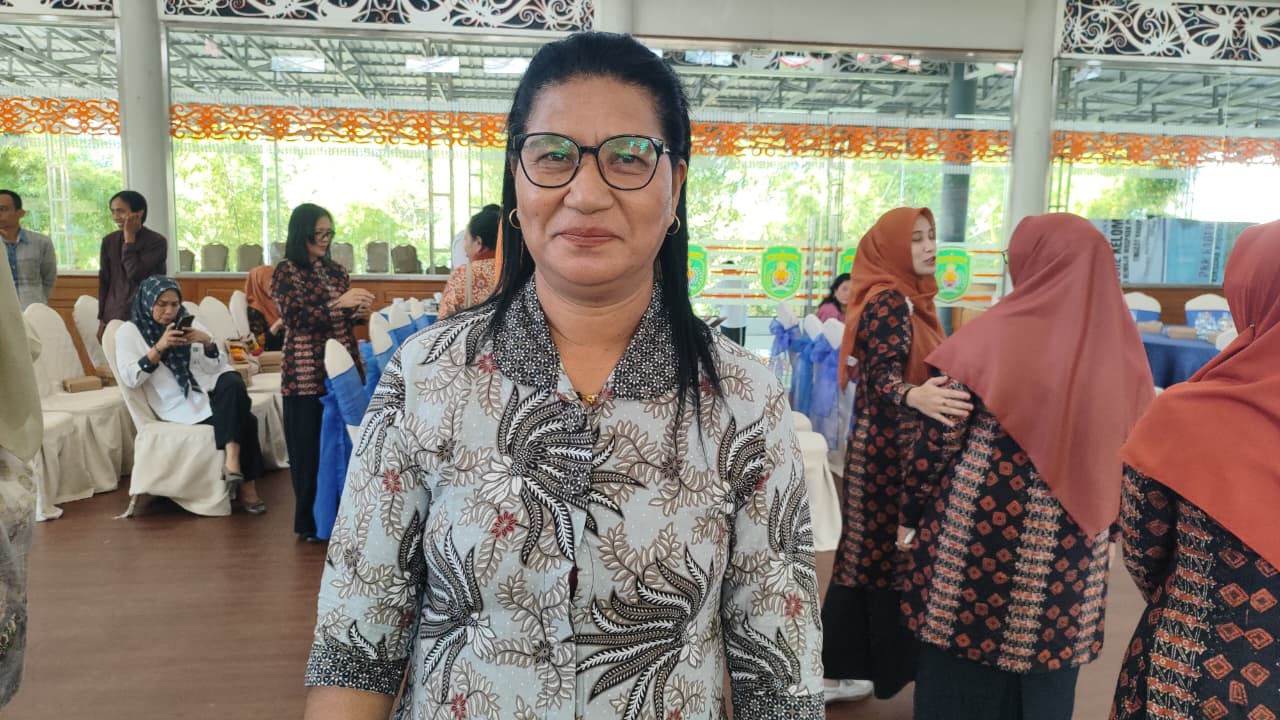 Dari NTT ke Kutai Timur, Bergitta Temukan Harapan Baru Lewat Pelatihan Tenun ATBM