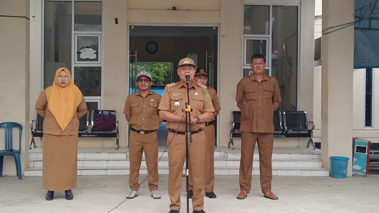 Apel Pagi Terakhir, Camat Muara Bengkal Mansyur Ady Sampaikan Pesan dan Pamit Jelang Pensiun