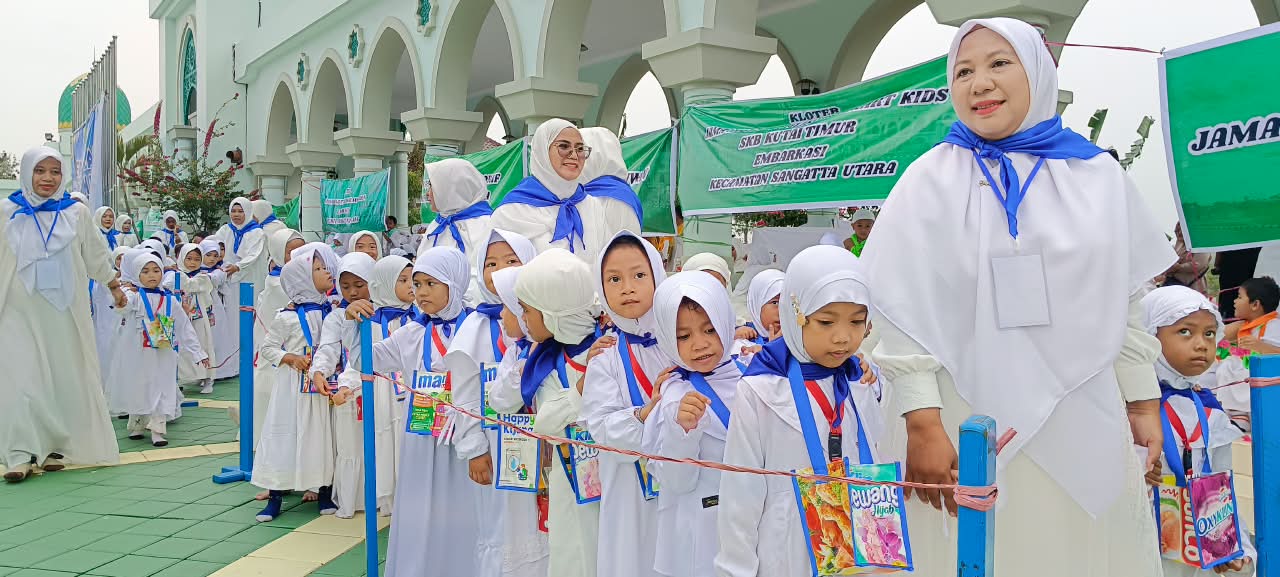 Kenalkan Ibadah Haji Sejak Dini, Ribuan Murid TK-RA Sangatta Ikuti Manasik 