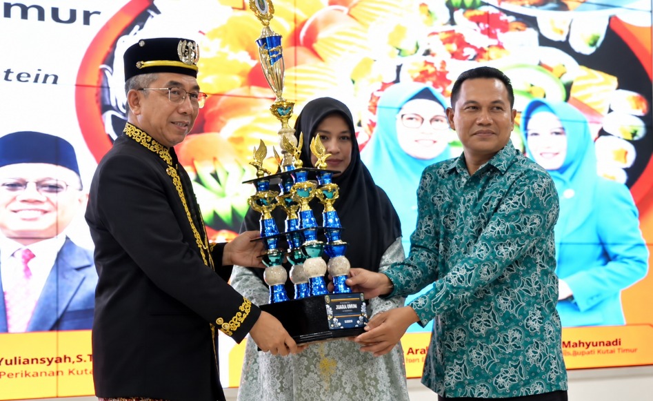 Sangatta Selatan Raih Juara Umum Lomba Masak Serba Ikan Kutim 2026