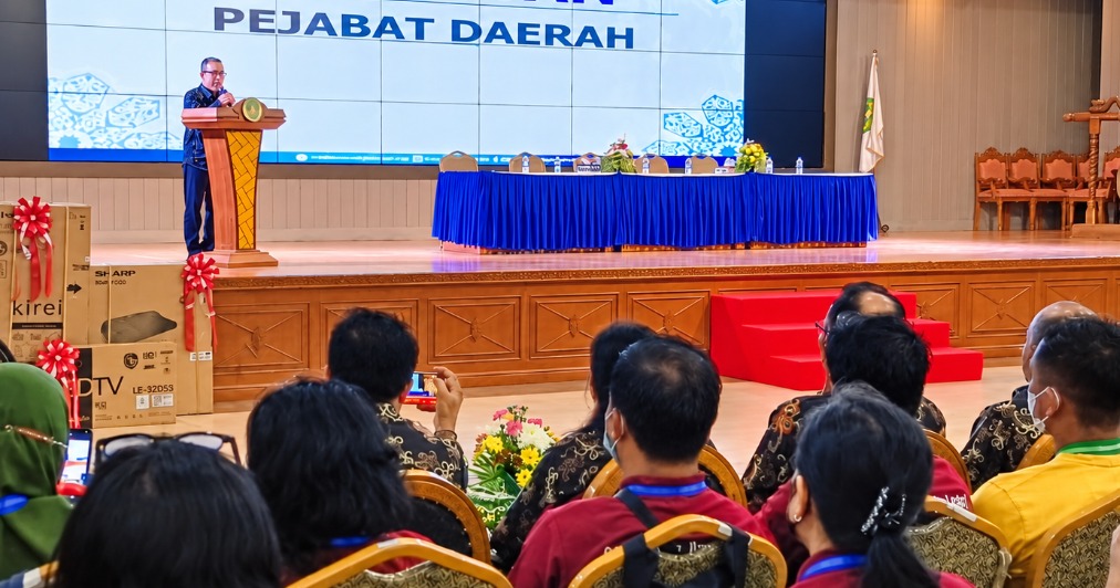 Bupati Ardiansyah Sulaiman saat membuka rapat anggota Pra-RAT tahun buku 2026 dan Pra-BP tahun buku 2027 KSP Credit Union Daya Lestari (CUDL)(Irhan/IKP Kehumasan)