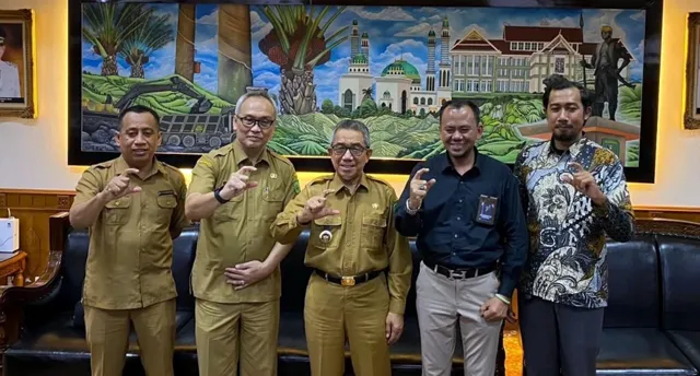Bupati Kutim Dorong Penguatan PPID hingga Desa untuk Tingkatkan Layanan Informasi Publik