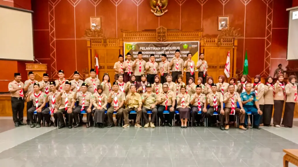Wabup Kutim Kasmidi Bulang Lantik Pengurus Majelis Pembimbing Dan Pimpinan Cabang Satuan Karya Pramuka Bhakti Husada Kaltim Periode 2019 - 2023